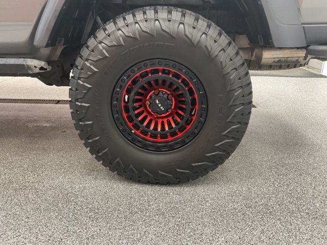 2020 Jeep Gladiator Crew Cab Rubicon 4WD - Image 9