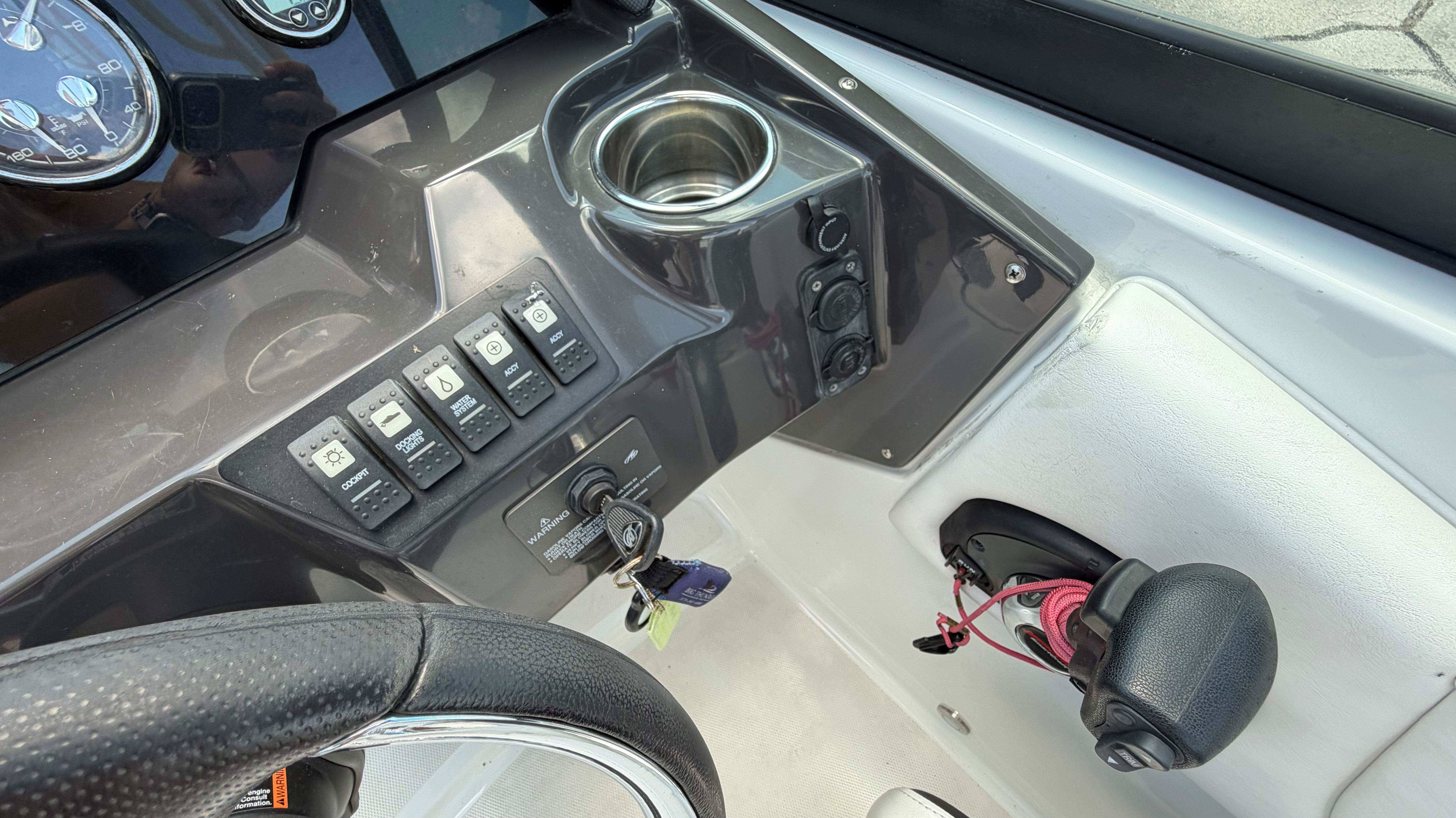 2024 Monterey M4 - Image 12