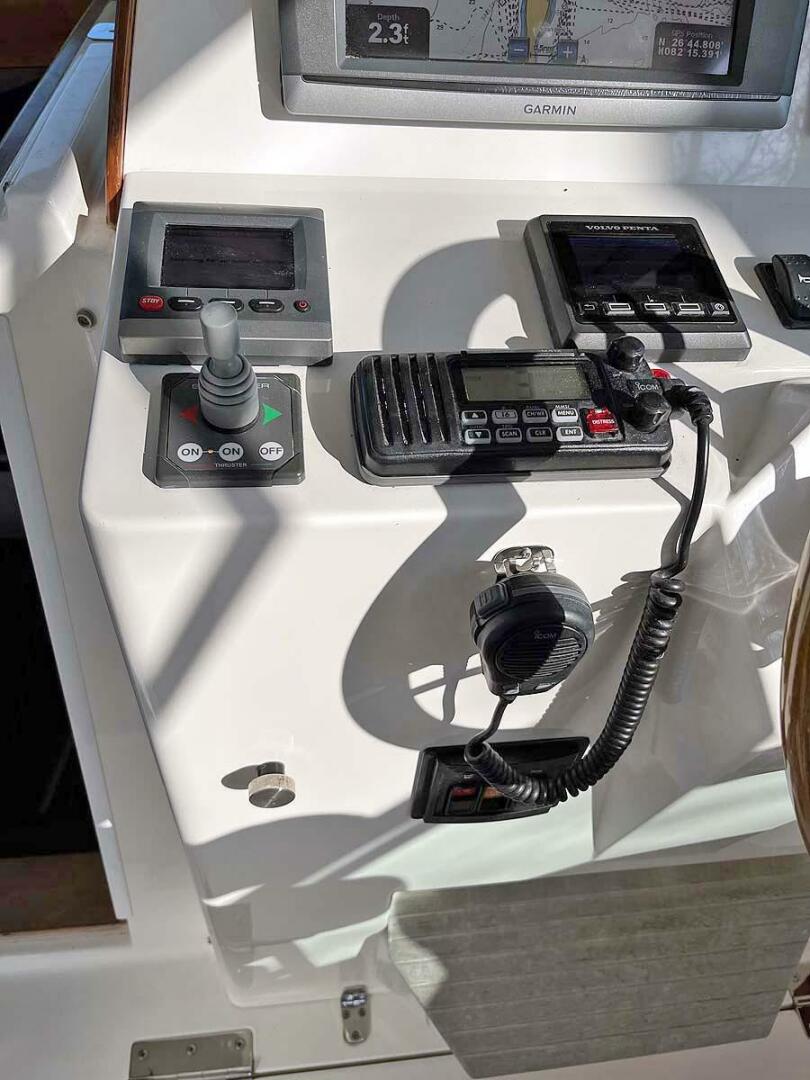 2013 Hunt Yachts Harrier 36 - Image 17