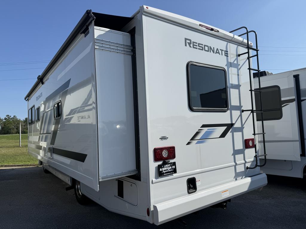 2026 THOR MOTOR COACH RESONATE 29D - Image 3