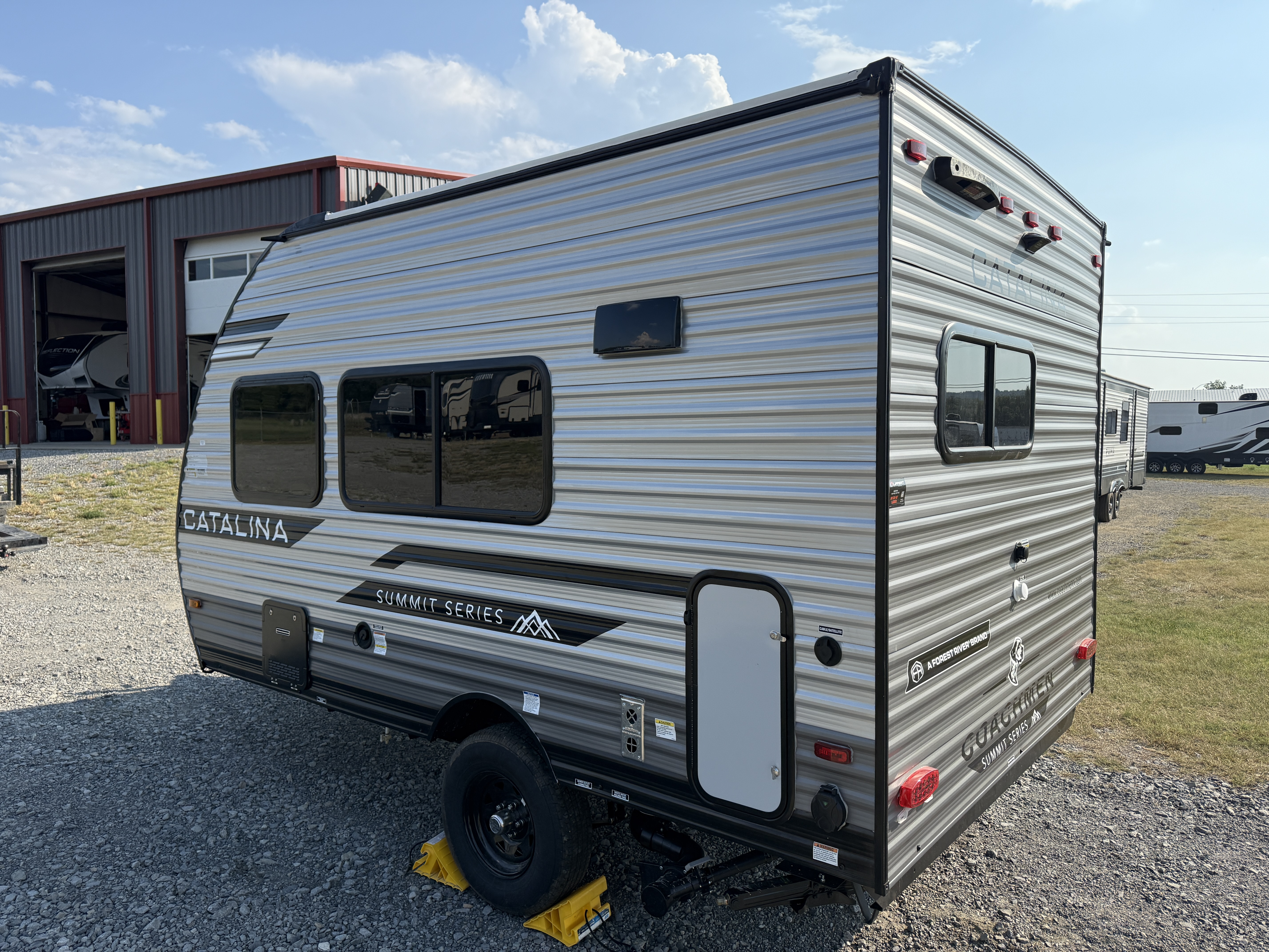 2026 Coachmen Catalina Summit Series 7 134RKX - Image 5