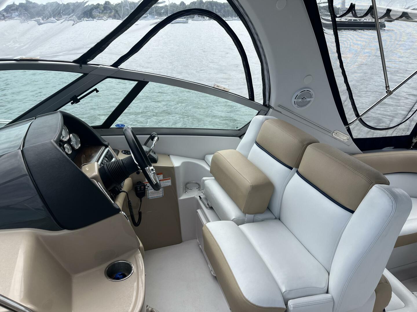 2008 Four Winns V338 - Image 35