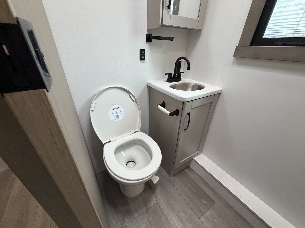 2027 JAYCO PRECEPT 36C - Image 35