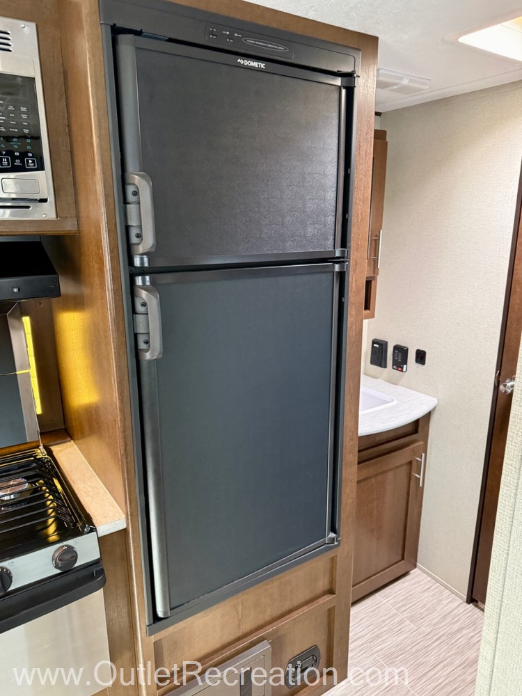 2018 Prime Time Avenger ATI 26BBS - Image 11