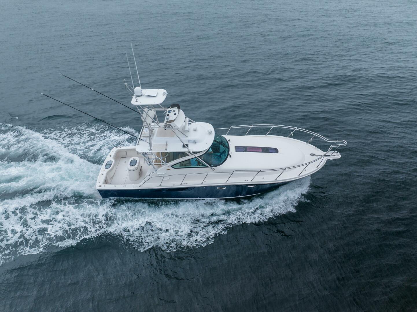2015 Tiara Yachts 4300 Open - Image 40