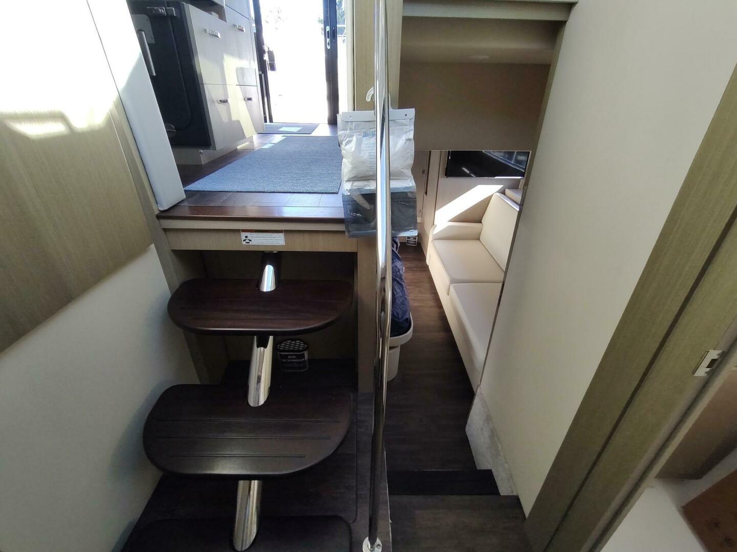 2021 Regal 42 FLY - Image 63
