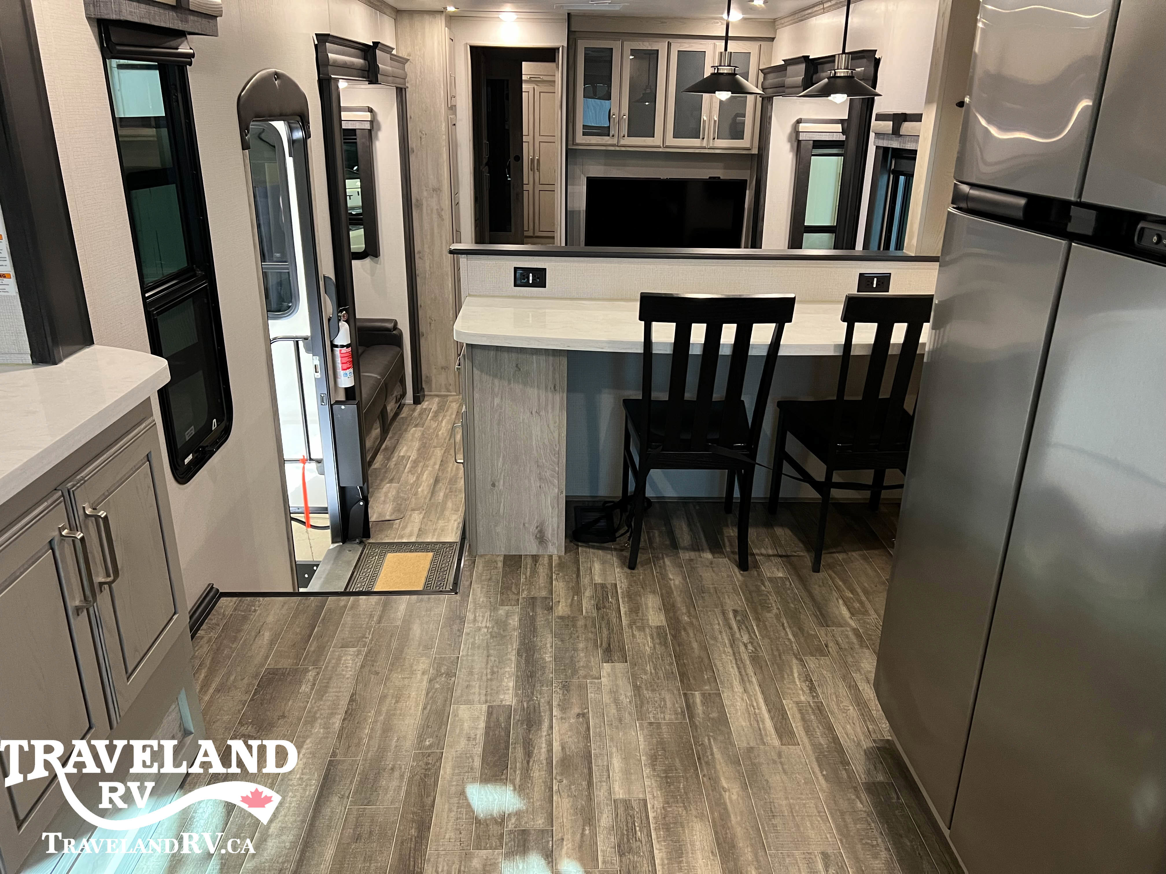 2022 Keystone Alpine 3790FK - Image 16