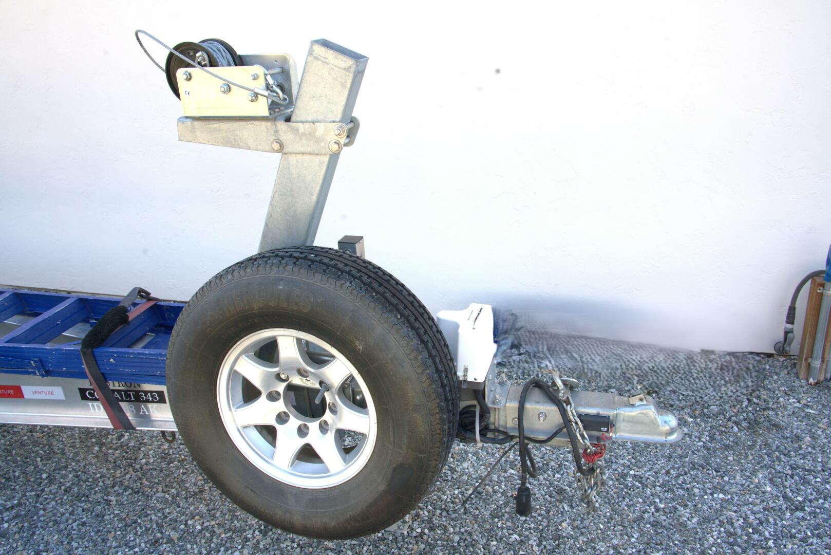 2005 Cobalt 343 - Image 73