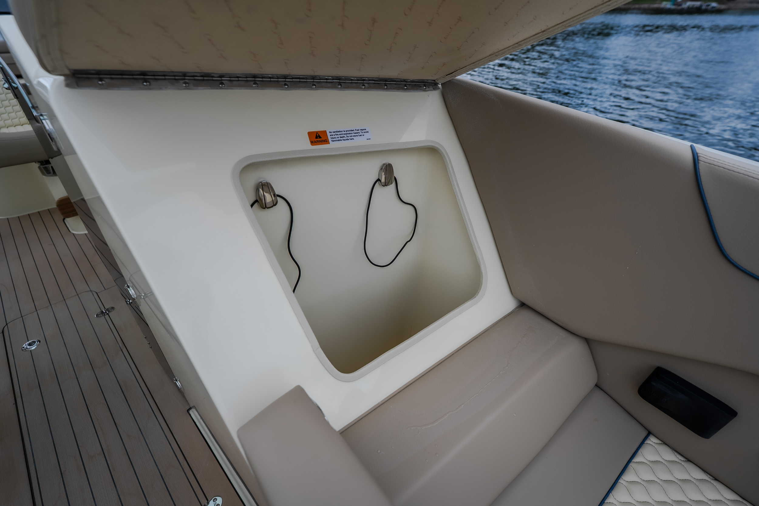 2027 Chris Craft Launch GT 35 ME - Image 62