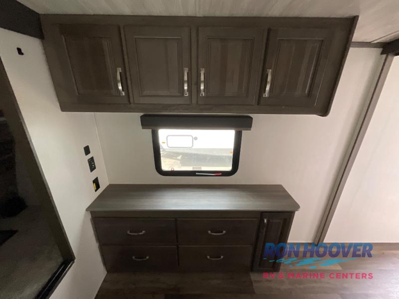 2022 KEYSTONE 33RLI - Image 30