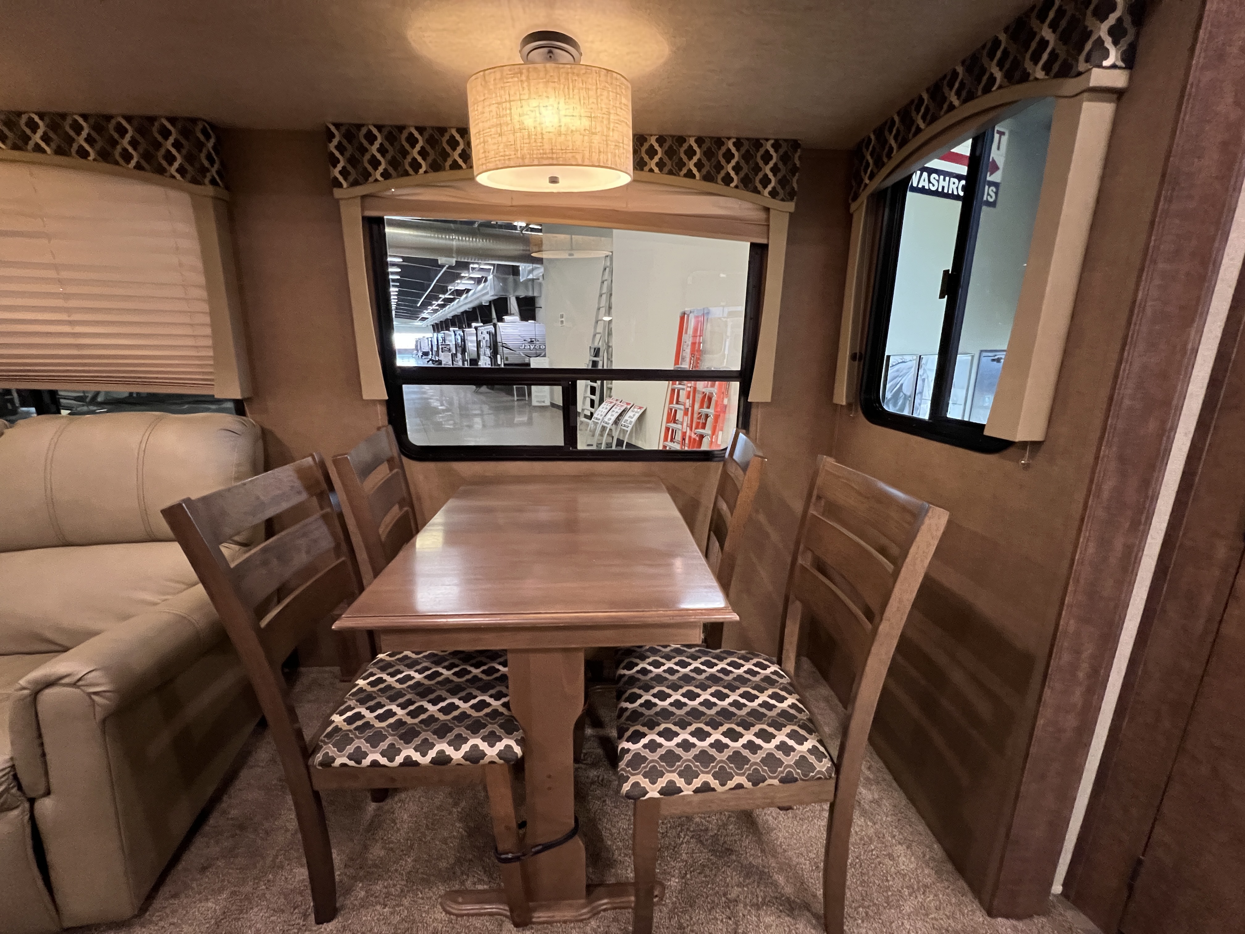 2017 Starcraft Solstice Super Lite 28TSI - Image 10