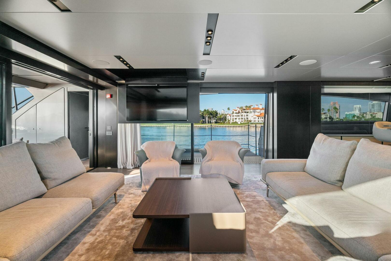 2023 Pershing GTX Motoryacht - Image 63
