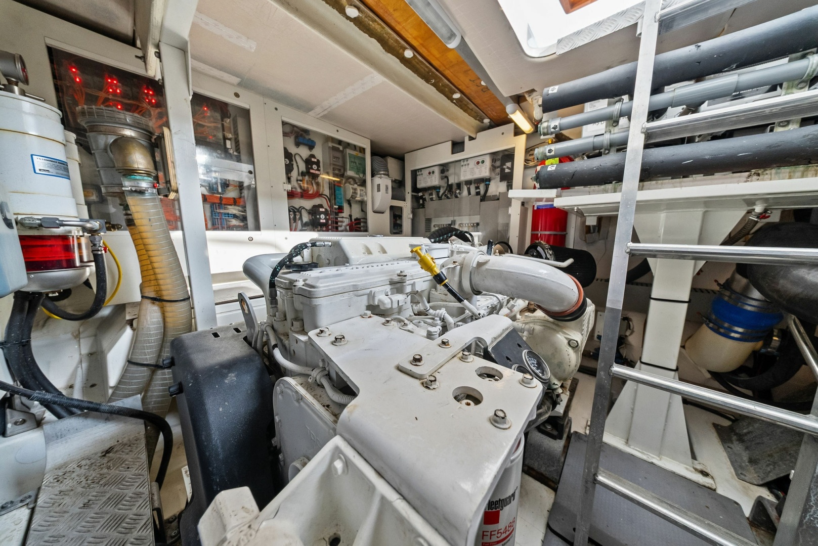 2015 Prestige 550 Base - Image 67