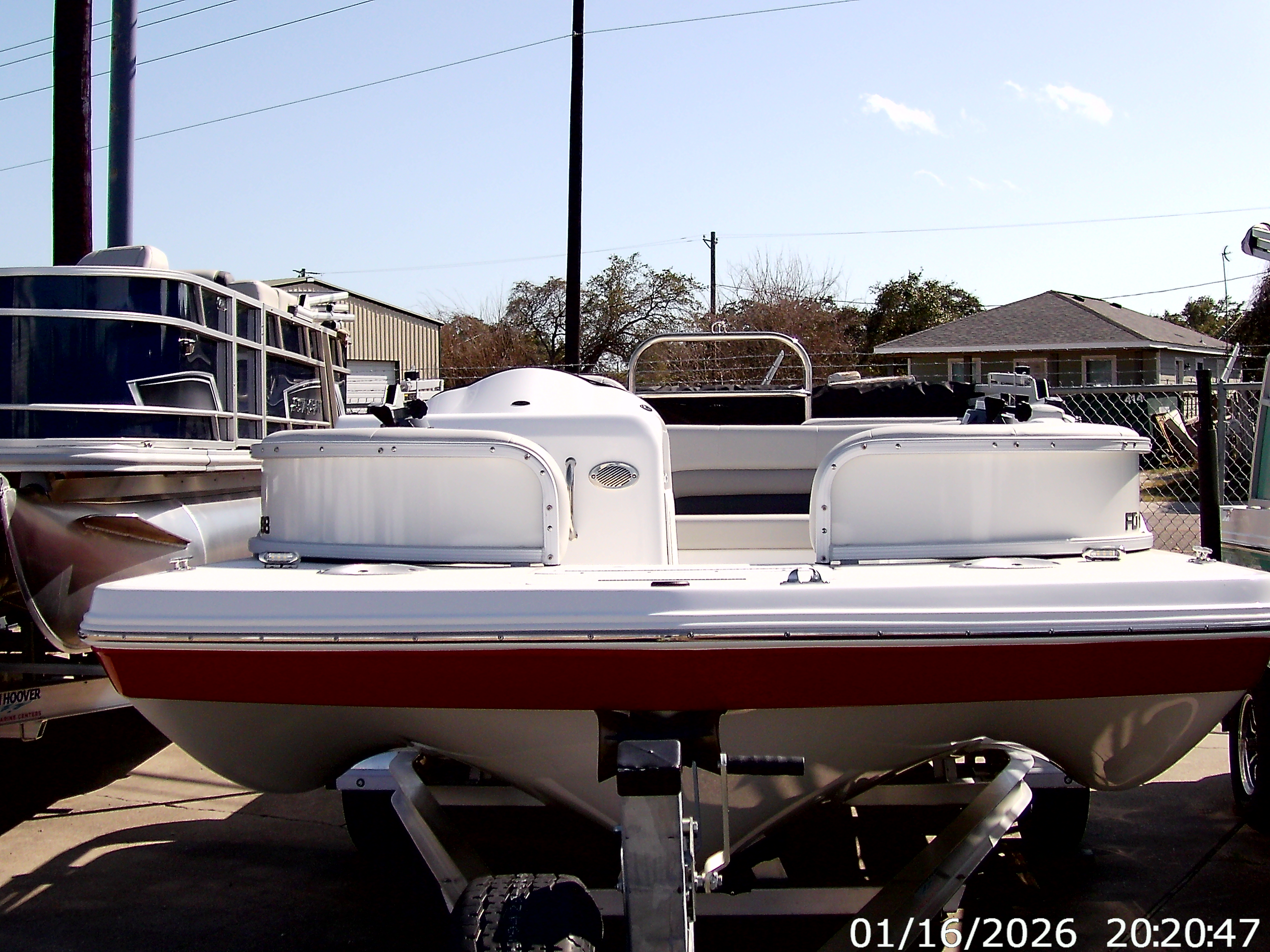 2026 HURRICANE 2026 FUNDECK 198 RE - Image 2