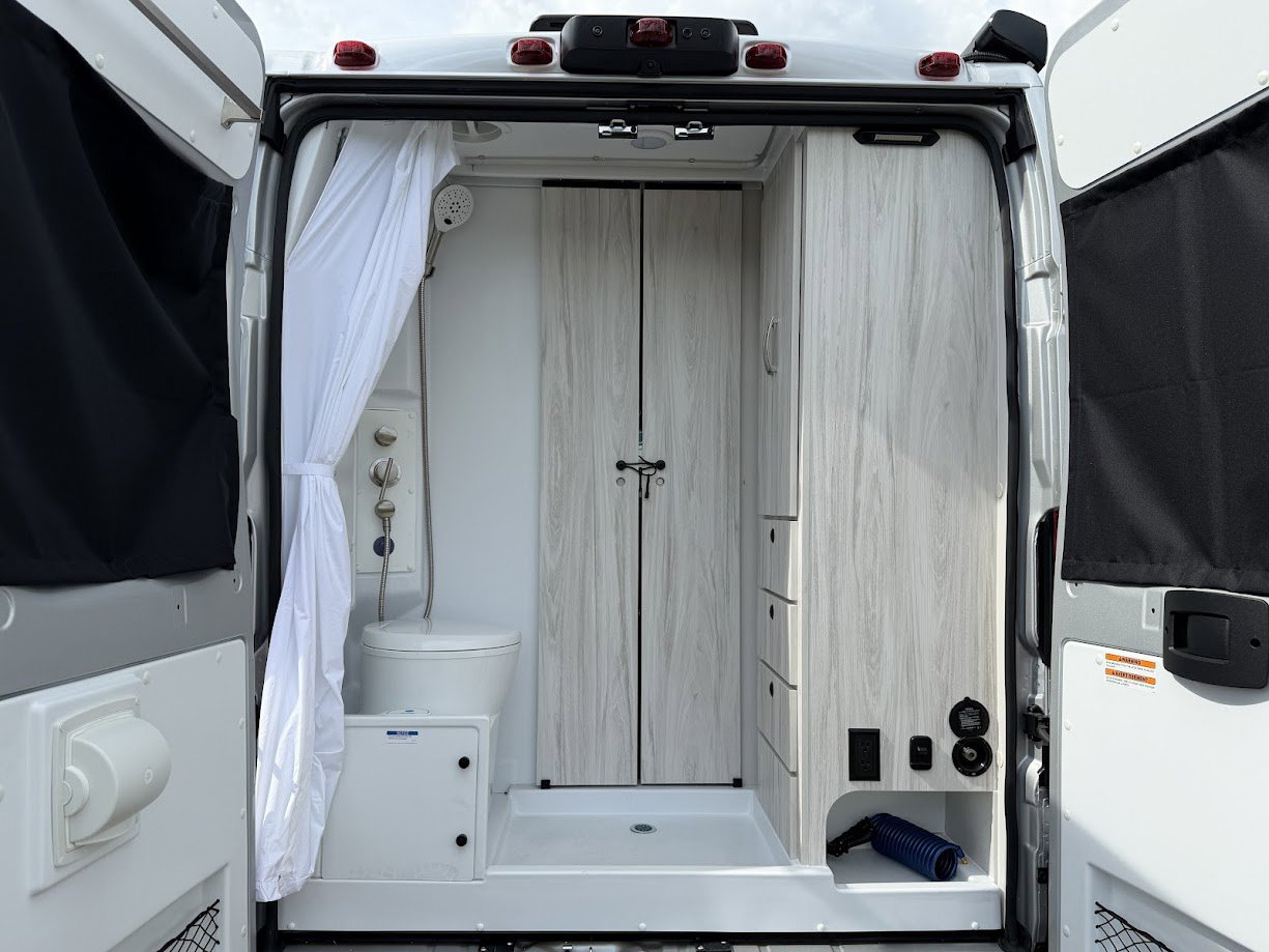 2026 JAYCO COMET 18C - Image 5