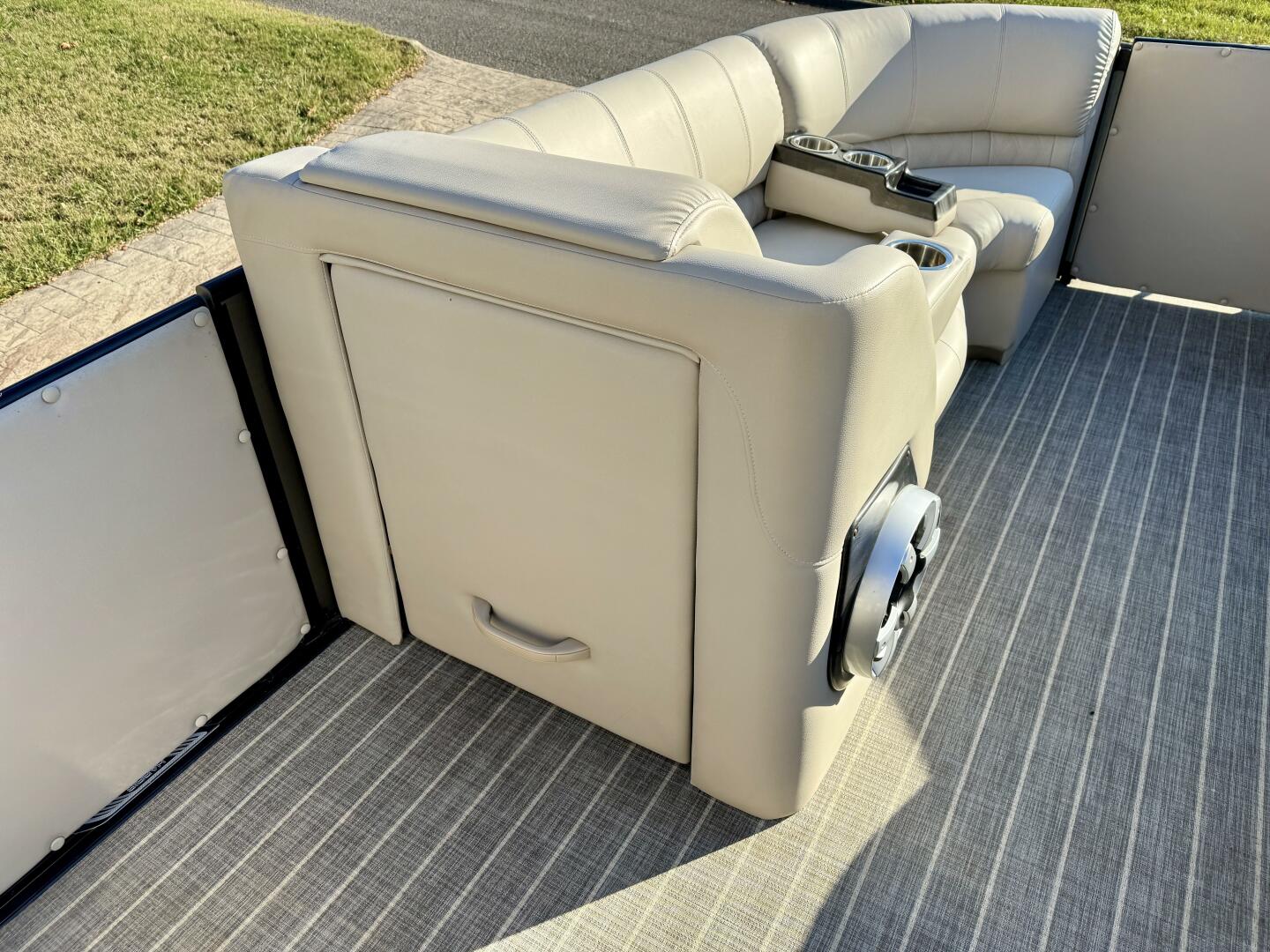 2016 Harris Grand Mariner 250 SLEC Tritoon - Image 21