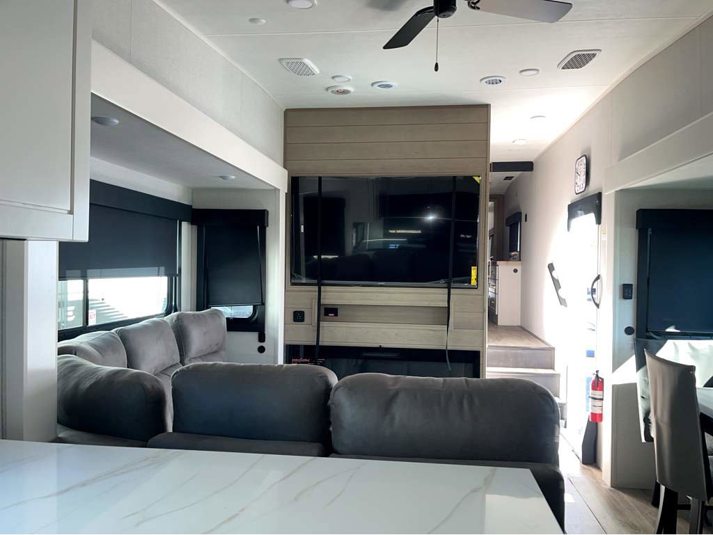 2026 JAYCO EAGLE 365UKTS - Image 14