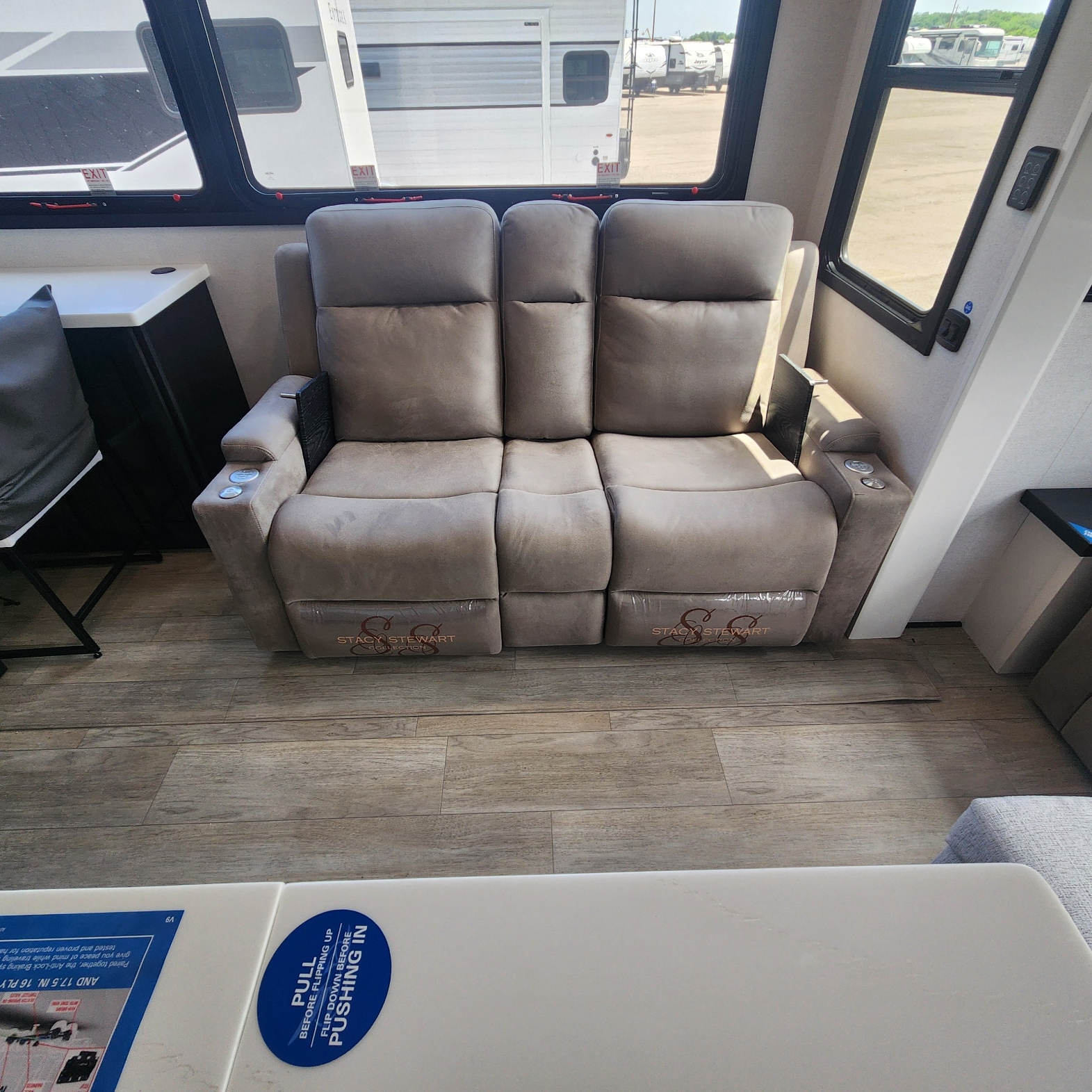 2026 JAYCO PINNACLE 36FBTS - Image 21