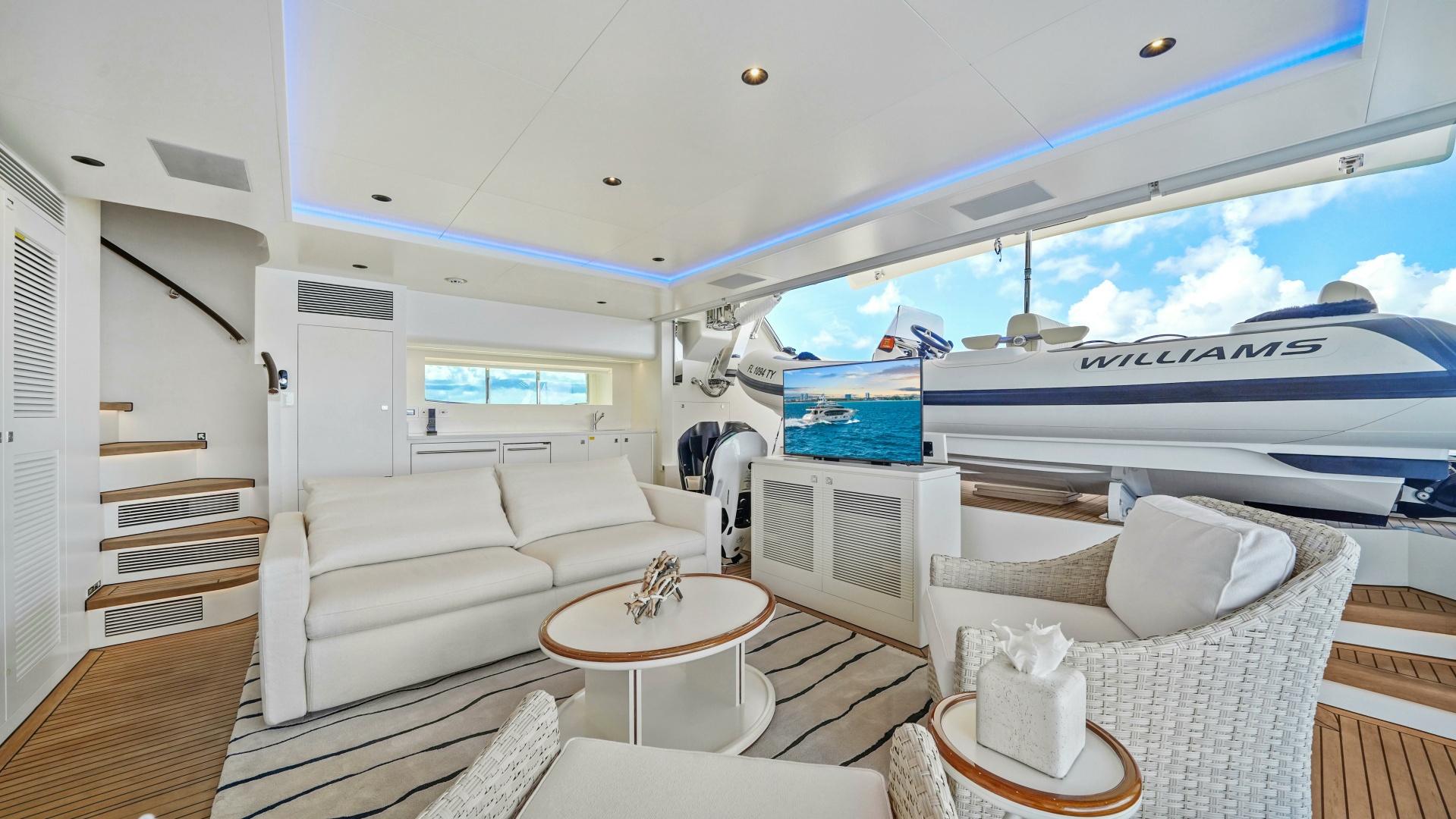 2025 Horizon Raised Pilothouse - Image 60