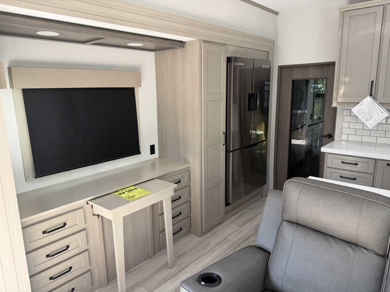 2026 Grand Design Momentum M-Class 344M - Image 5