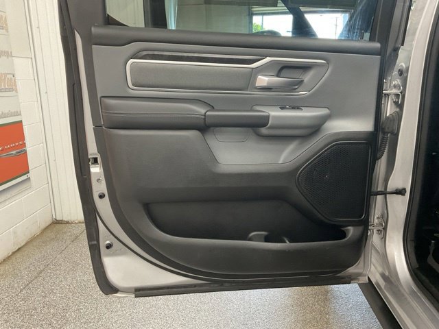 2022 Ram 1500 Pickup Crew Cab Bighorn/Lone Star 4WD - Image 36