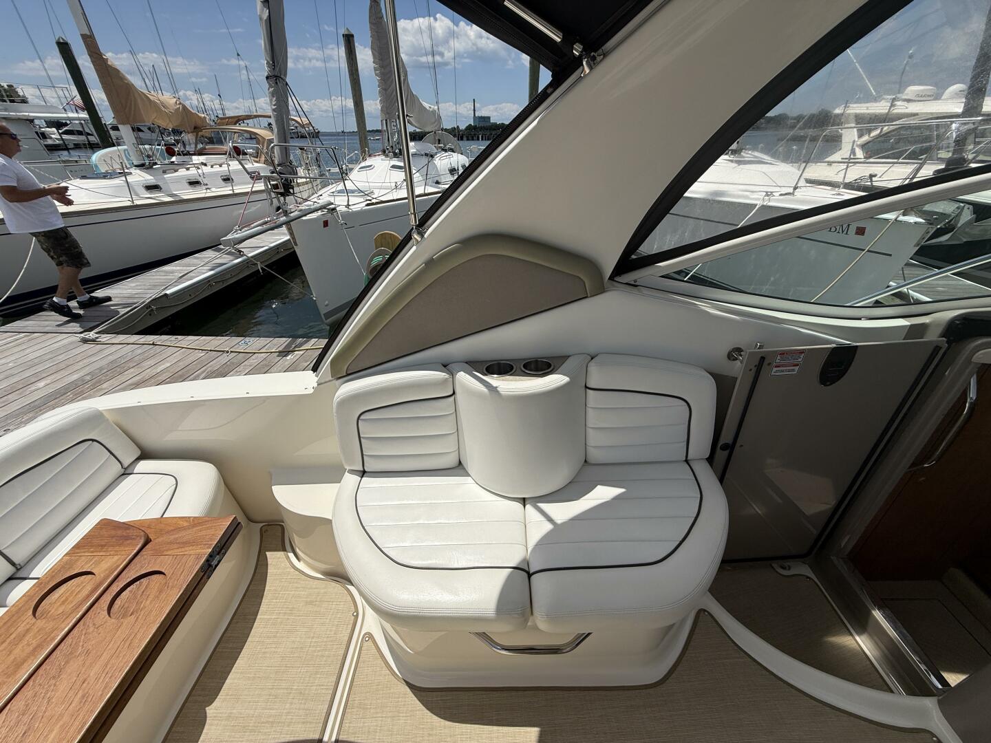2006 Sea Ray 290 Sundancer - Image 7