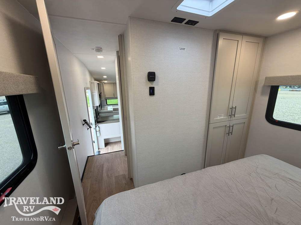 2027 Alliance RV Avenue 23ML - Image 17