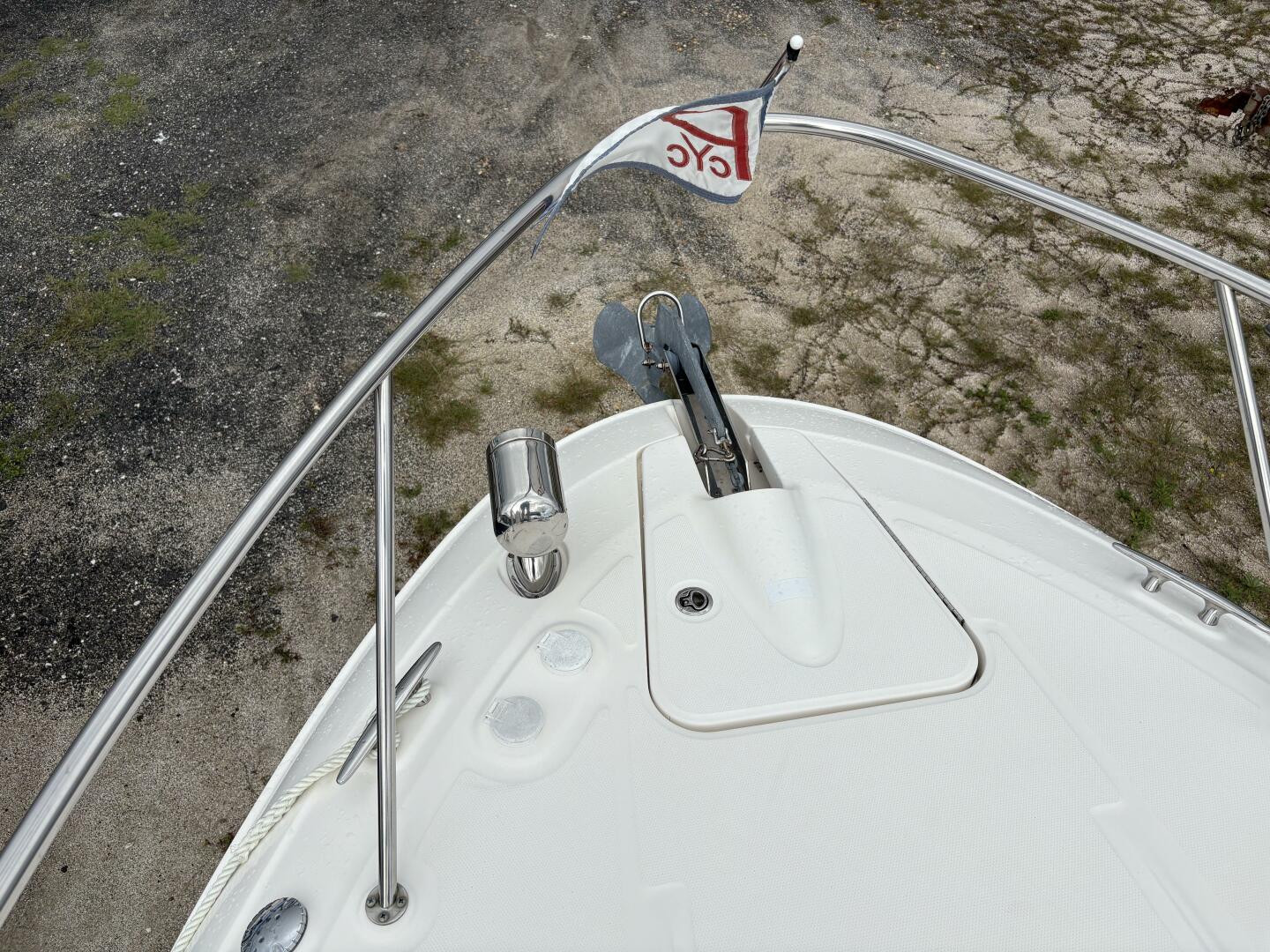 2012 Sea Ray 310 Sundancer - Image 16