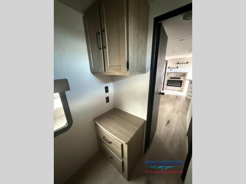 2026 PALOMINO 29BHSQ - Image 17