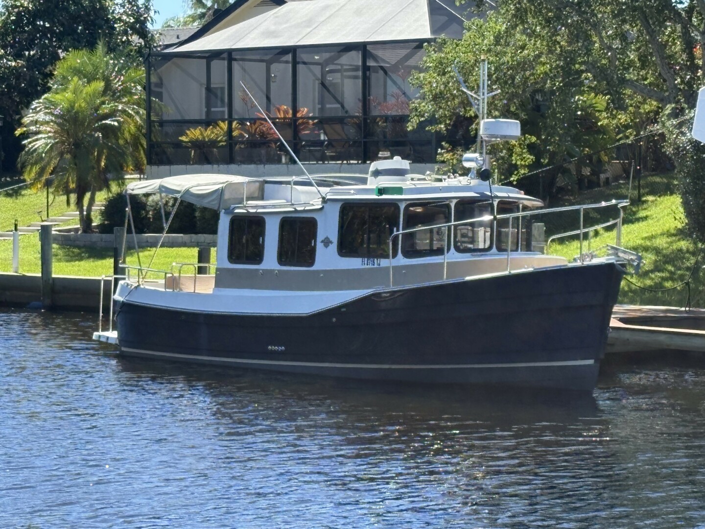 2014 Ranger Tugs R-27 - Image 1