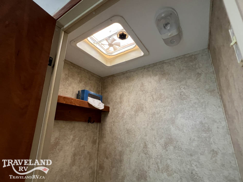 2012 KEYSTONE LAREDO HANDYMAN SPECIAL 295RK - Image 36