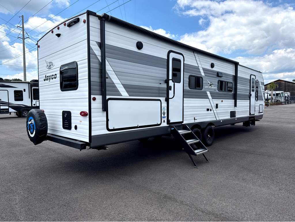 2027 JAYCO JAY FLIGHT 330TBS - Image 2
