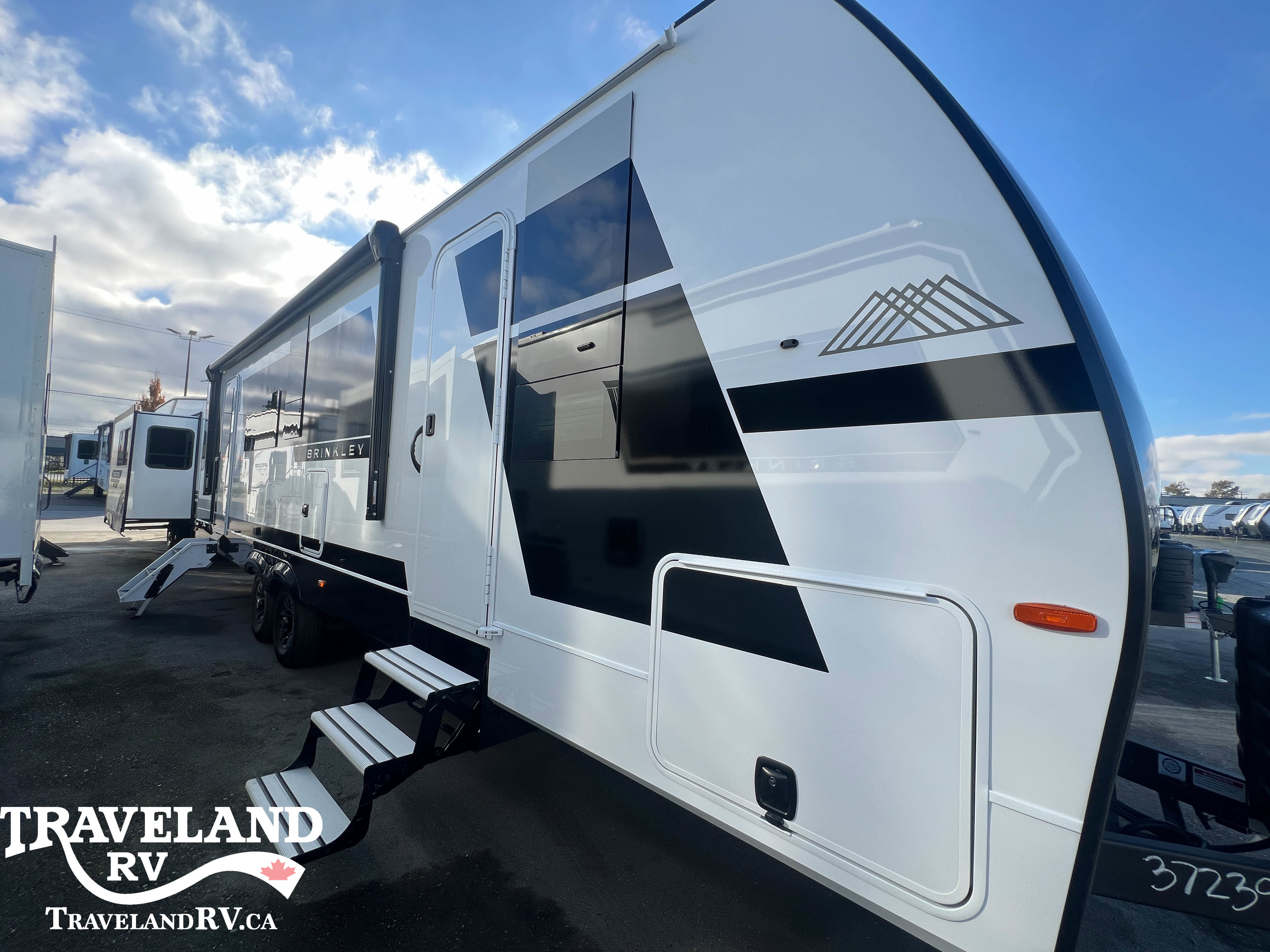 2026 Brinkley RV Model I 294 - Image 1
