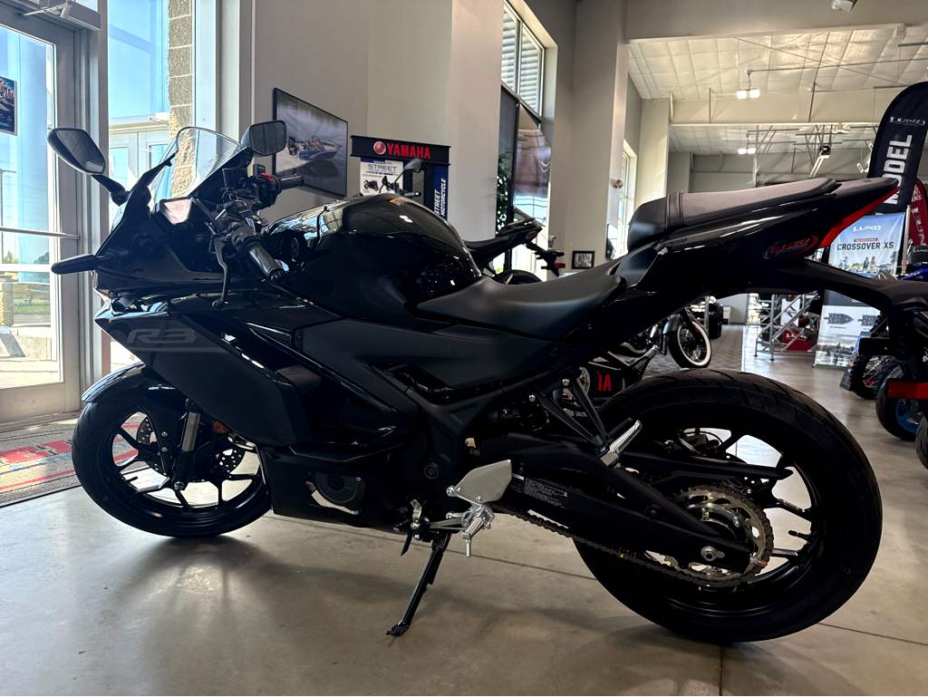 2026 Yamaha YZF-R3 - Image 7