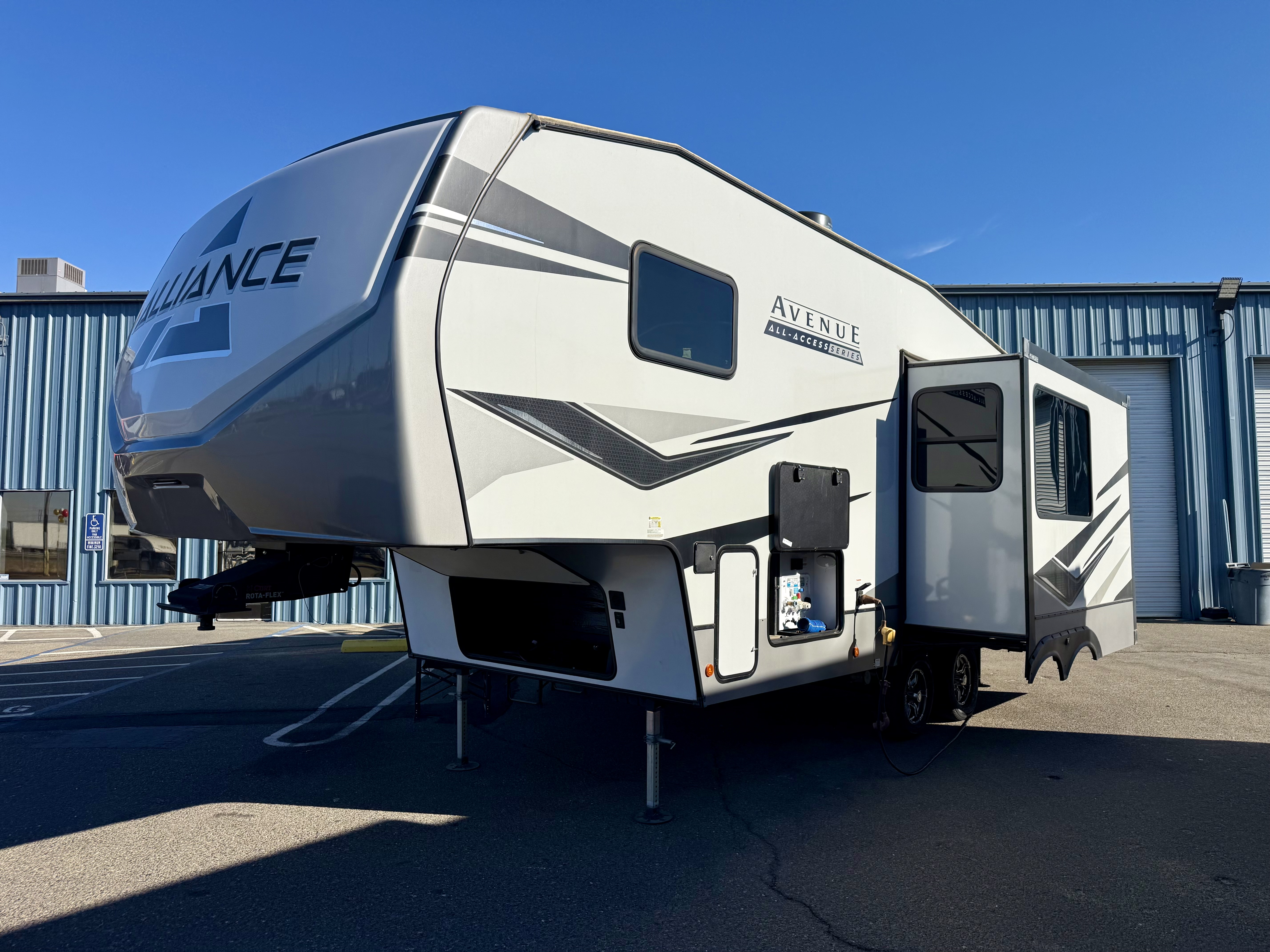 2023 Alliance Avenue 22ML - Image 2