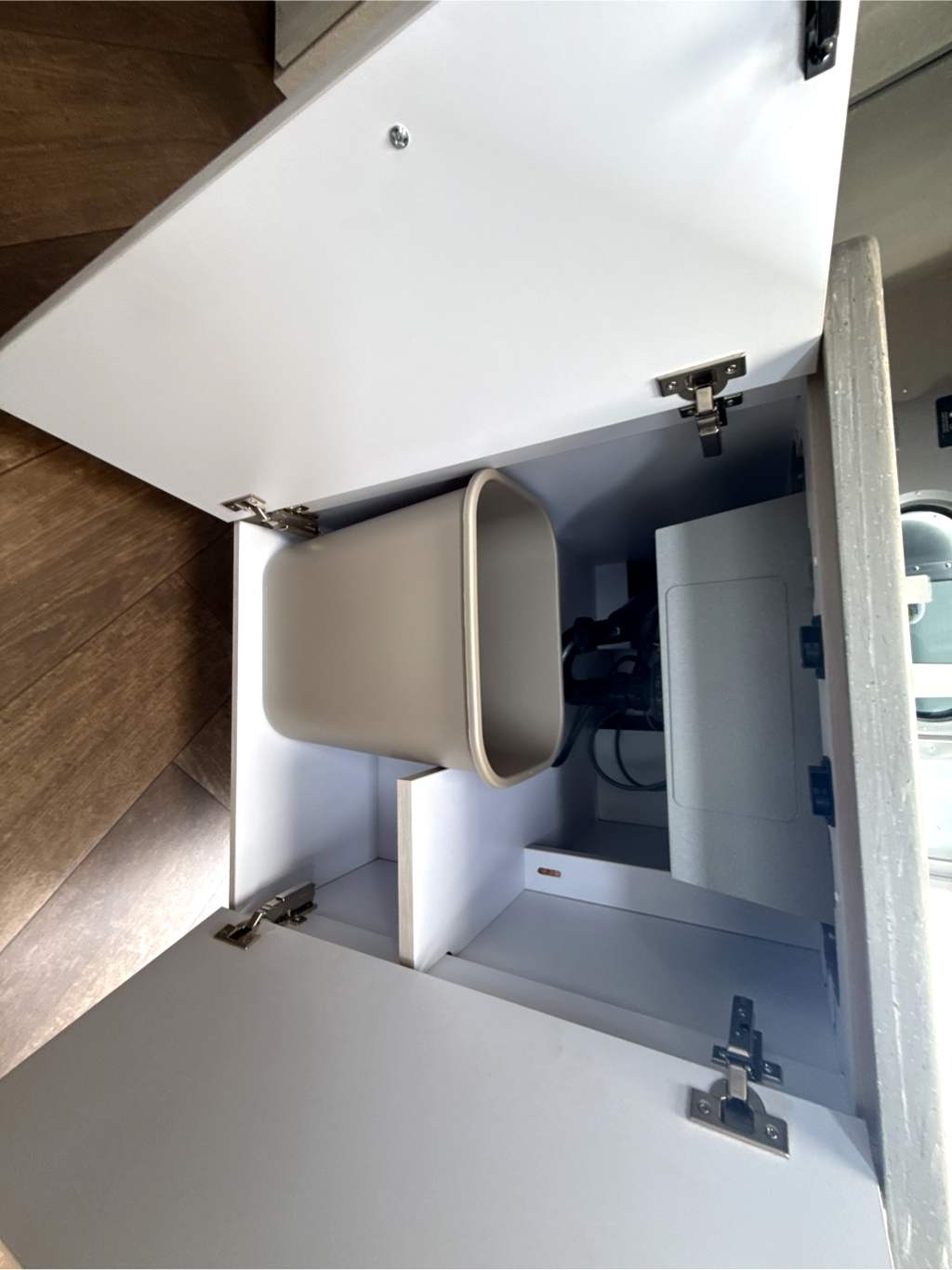 2027 Airstream International 25FB - Image 17