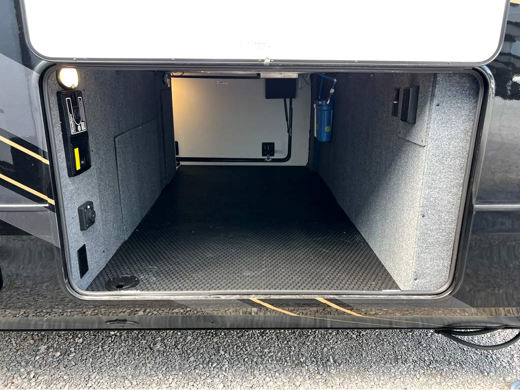 2027 JAYCO PINNACLE 39FBRL - Image 6