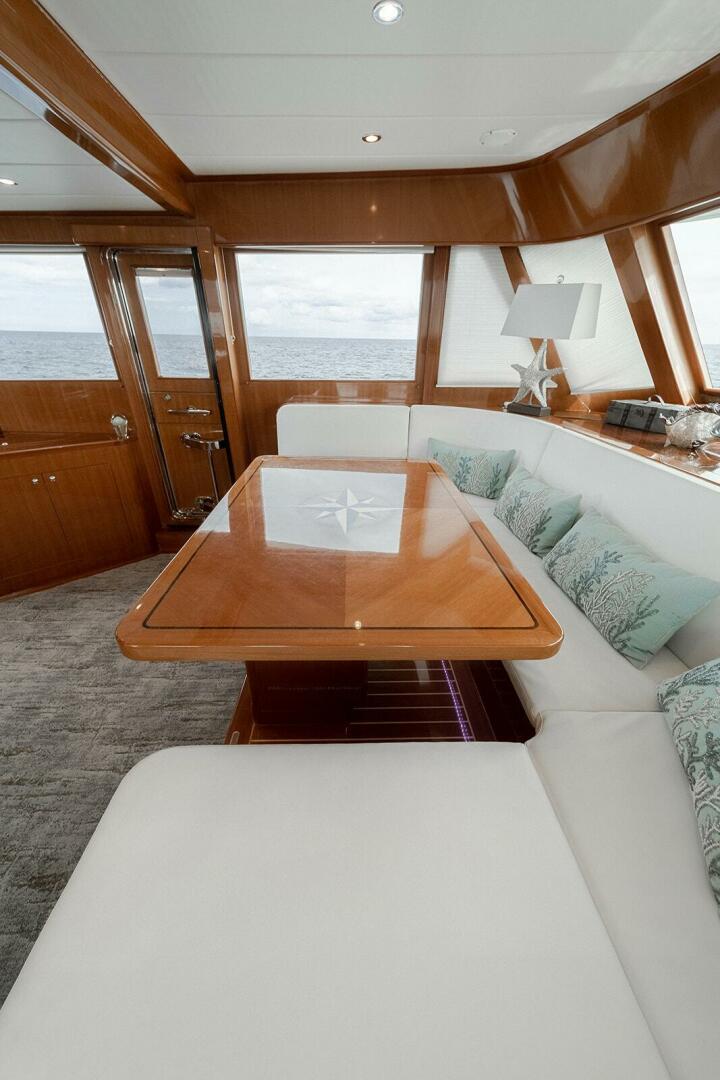 2013 Hampton 680 LRC - Image 14