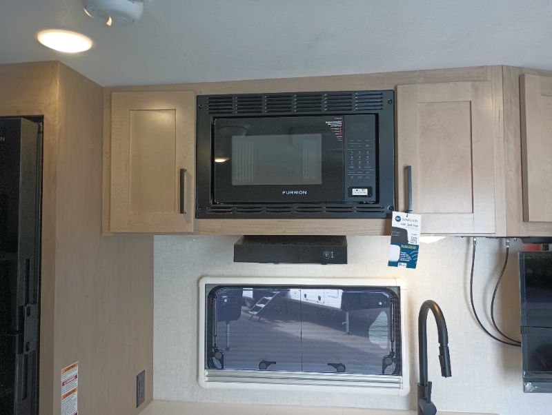 2026 Ember RV Overland Series 240TKR - Image 8