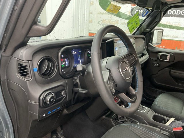 2025 Jeep Wrangler 4xe Rubicon 4x4 - Image 12