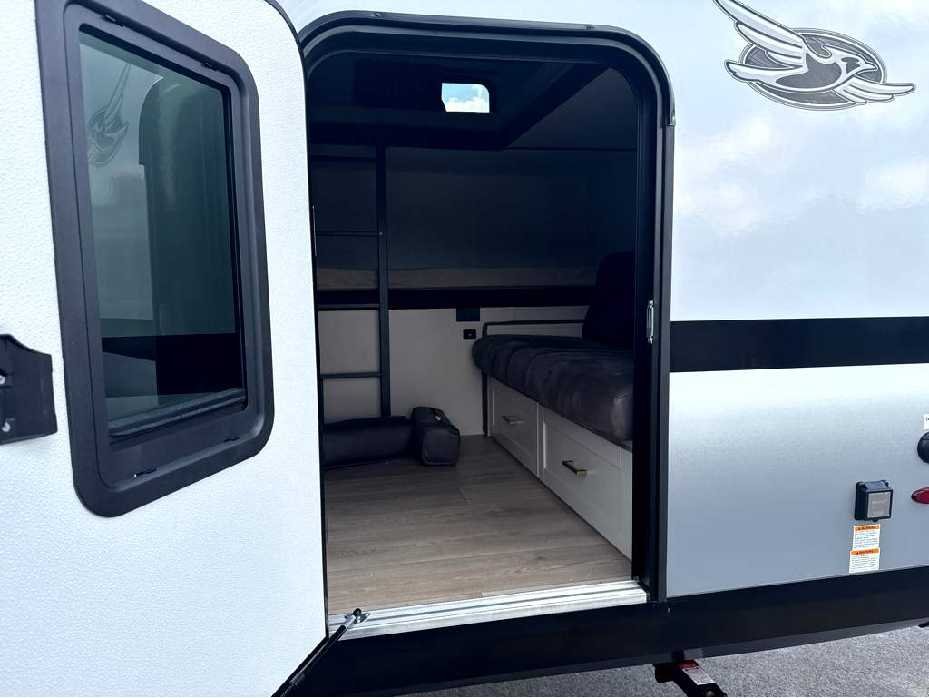2027 JAYCO JAY FEATHER 29QBH - Image 5