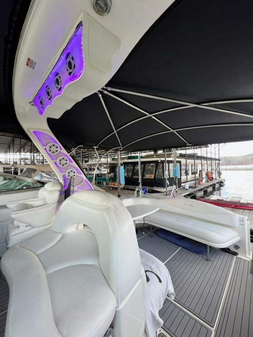 2003 Sea Ray 380 Sundancer - Image 12