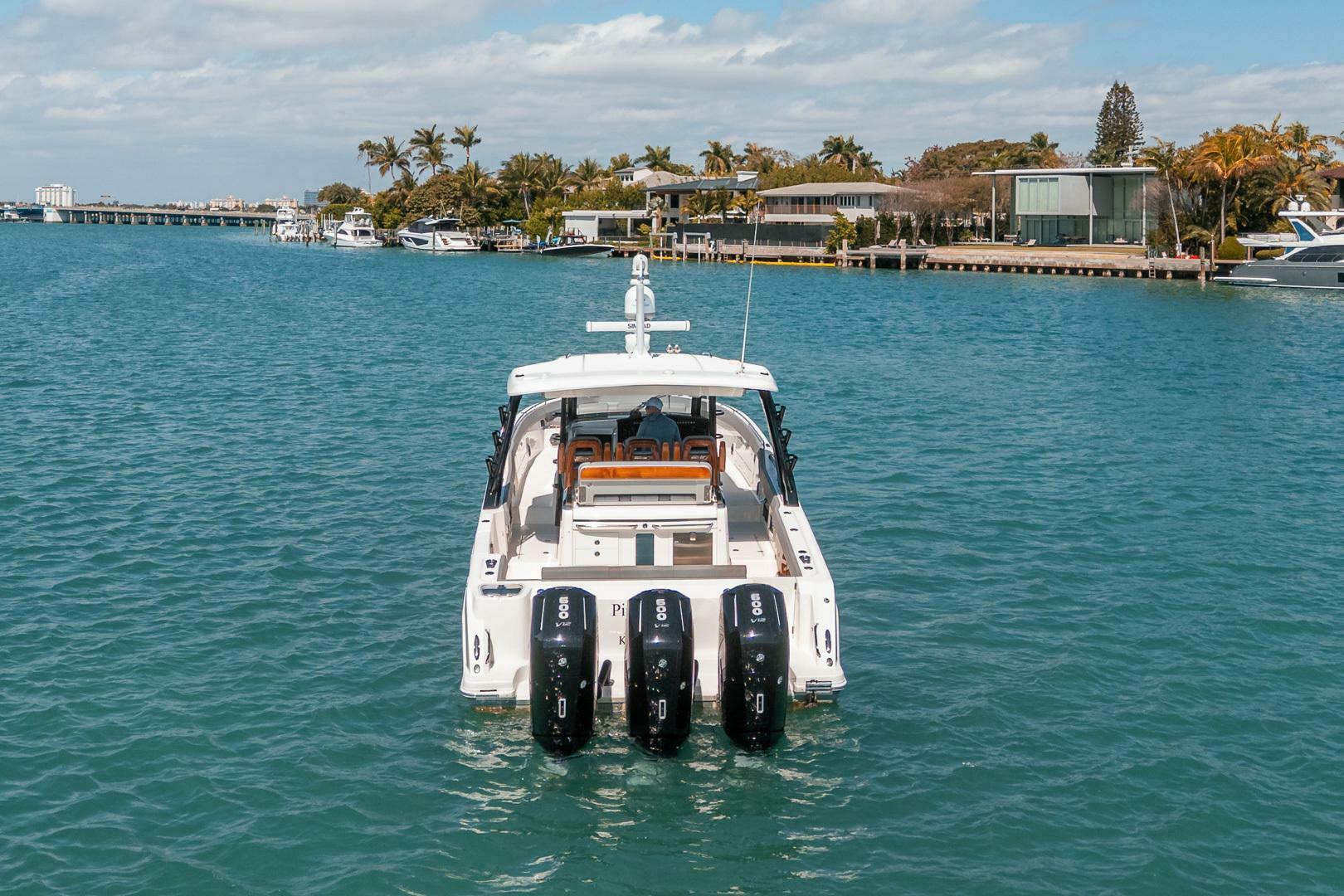 2023 Boston Whaler 420 Outrage - Image 29