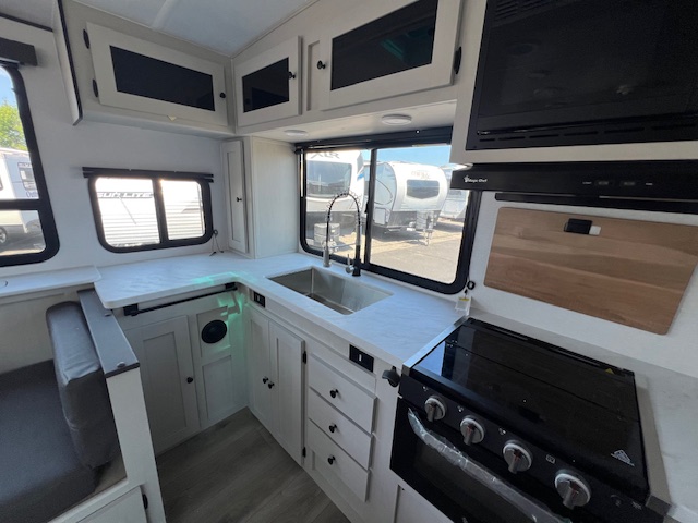 2026 Coachmen Northern Spirit 2560RK - Image 17