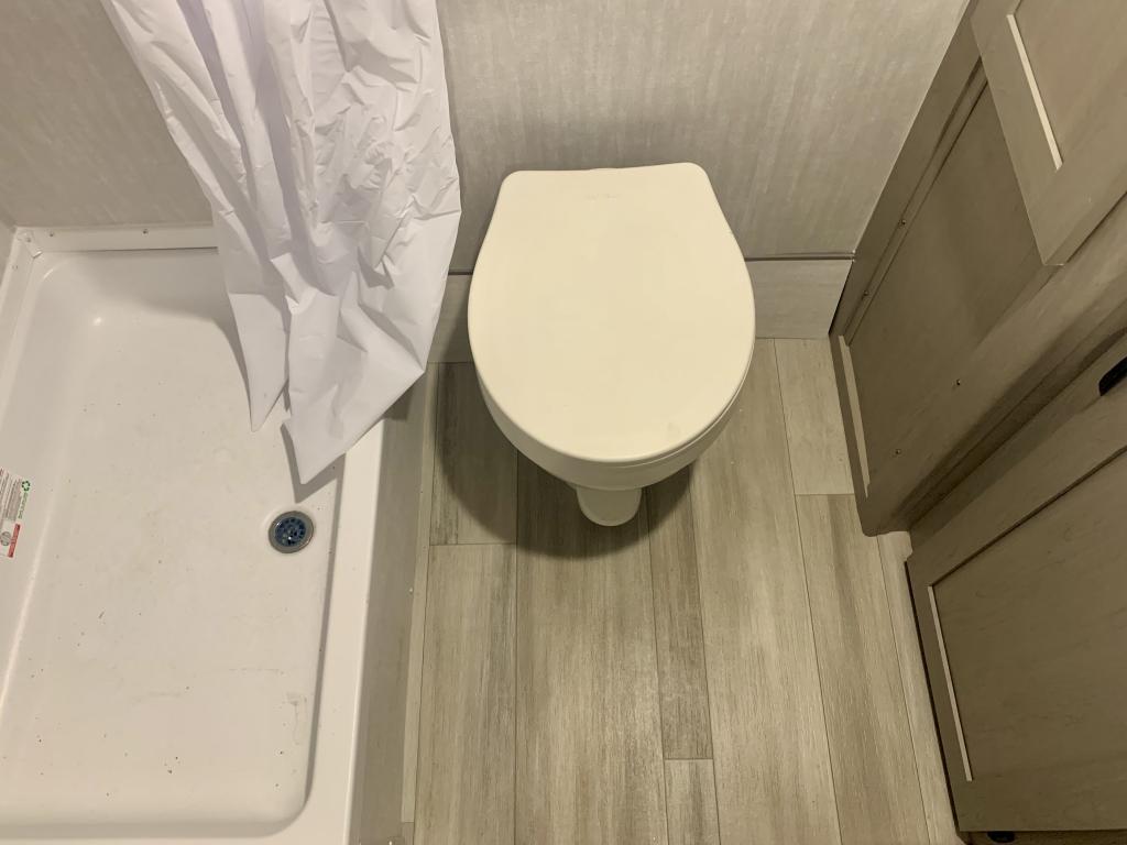 2025 COACHMEN 17FQ - Image 26