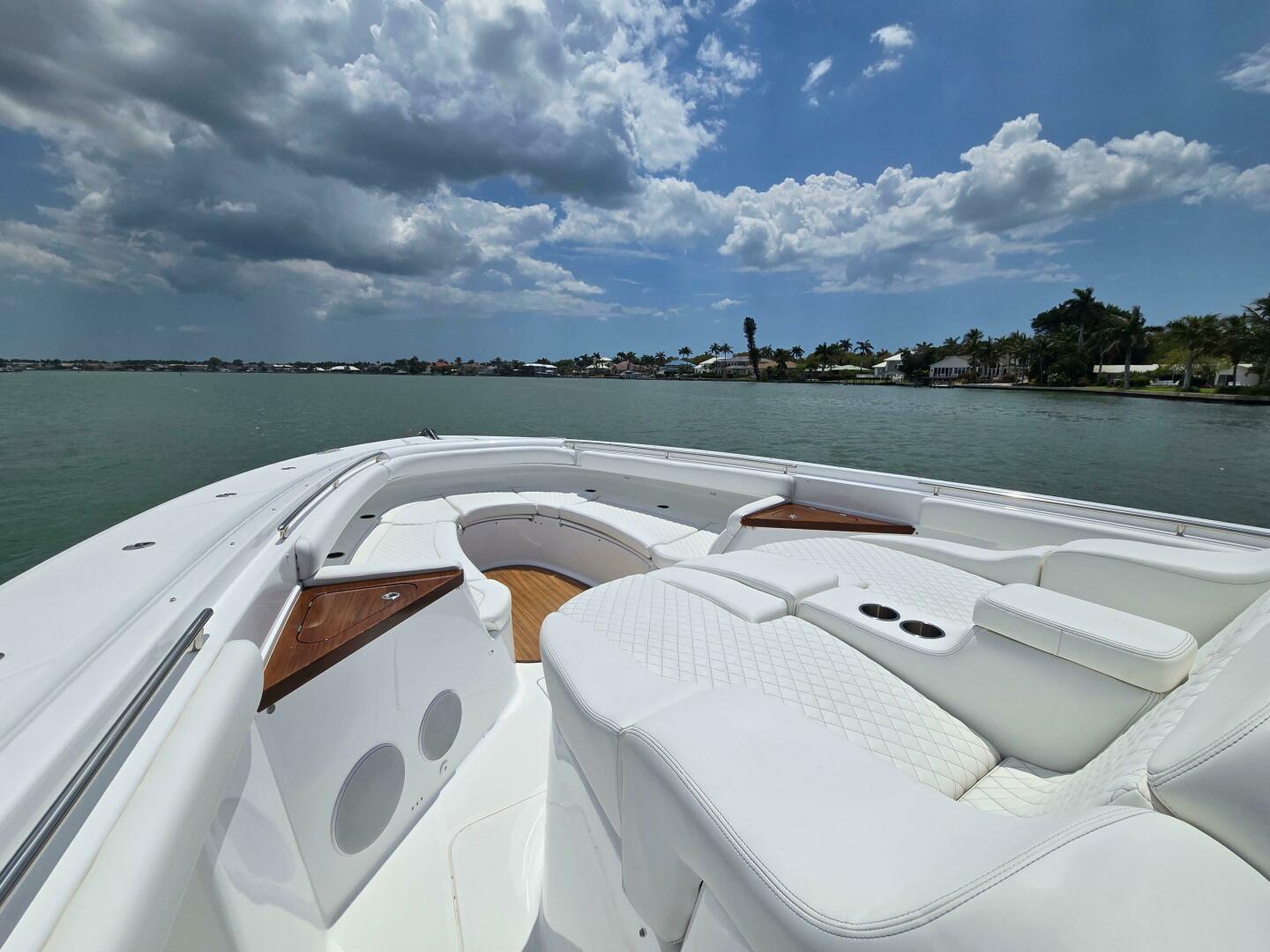 2024 HCB 65 Estrella - Image 25