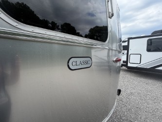2021 AIRSTREAM CLASSIC 30RB - Image 30