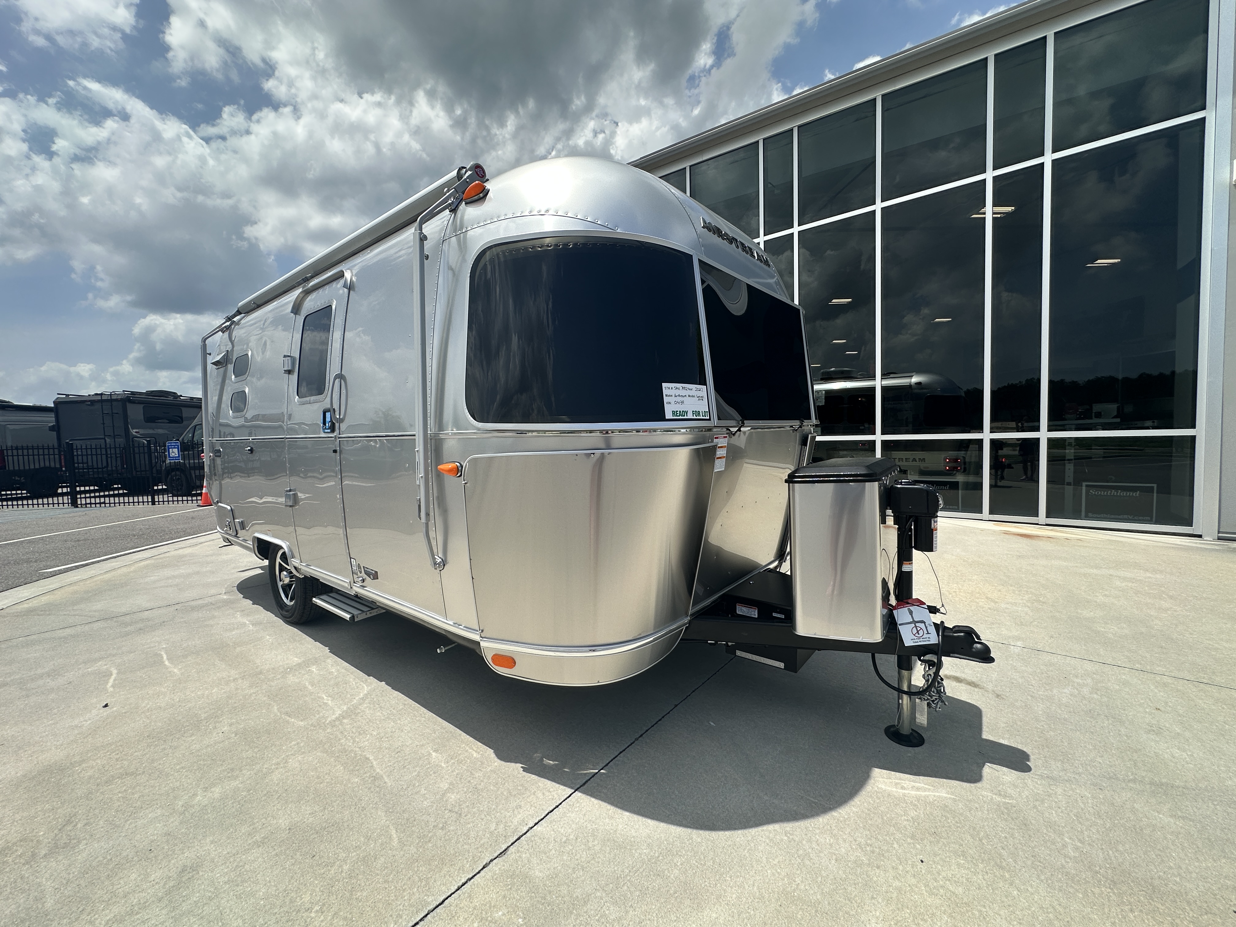 2027 Airstream Caravel 20FB - Image 1