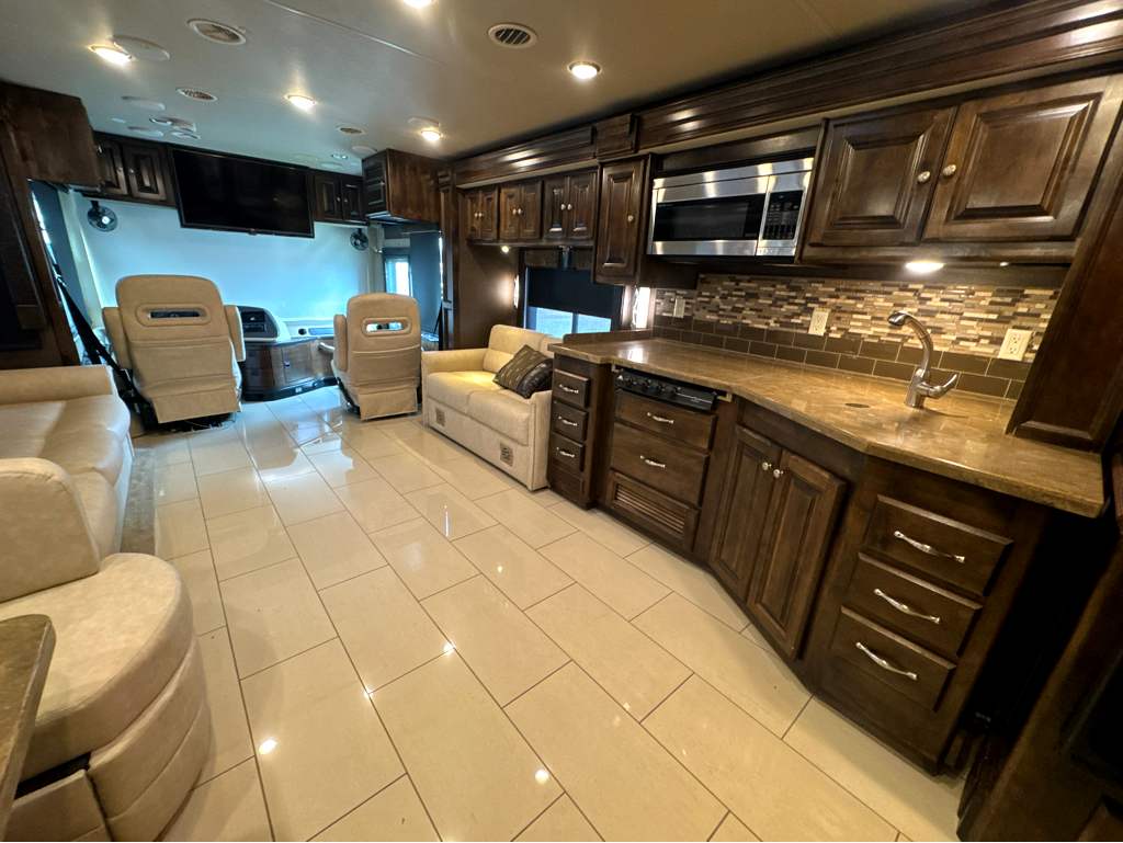2016 TIFFIN ALLEGRO RED 38QBA - Image 14