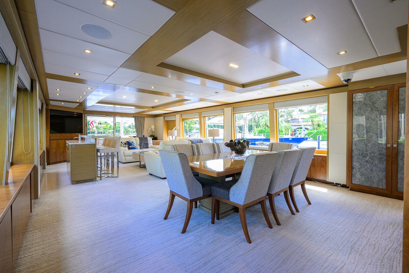 2018 Hargrave Raised Pilothouse - Image 20